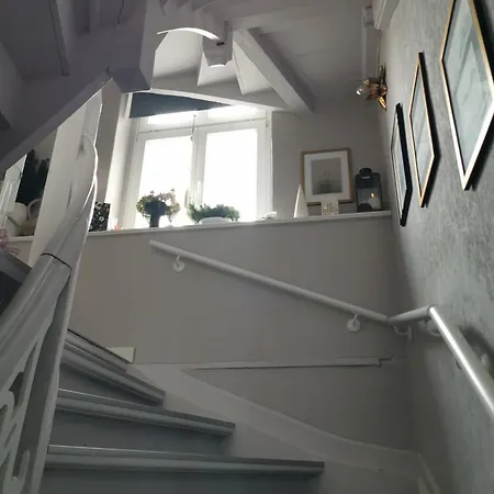 Maisonette 